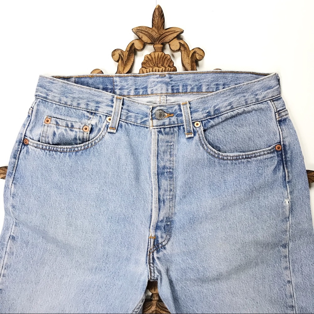 VINTAGE LEVI’S 501 CLASSIC HIGH RISE BUTTON FLY - Picture 2 of 8